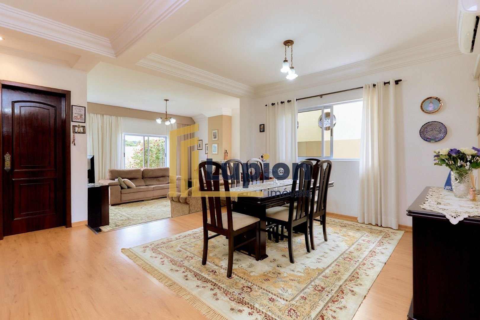 Casa com 3 dormitórios à venda, 370 m2 por R  1.449.000,00 - P...
