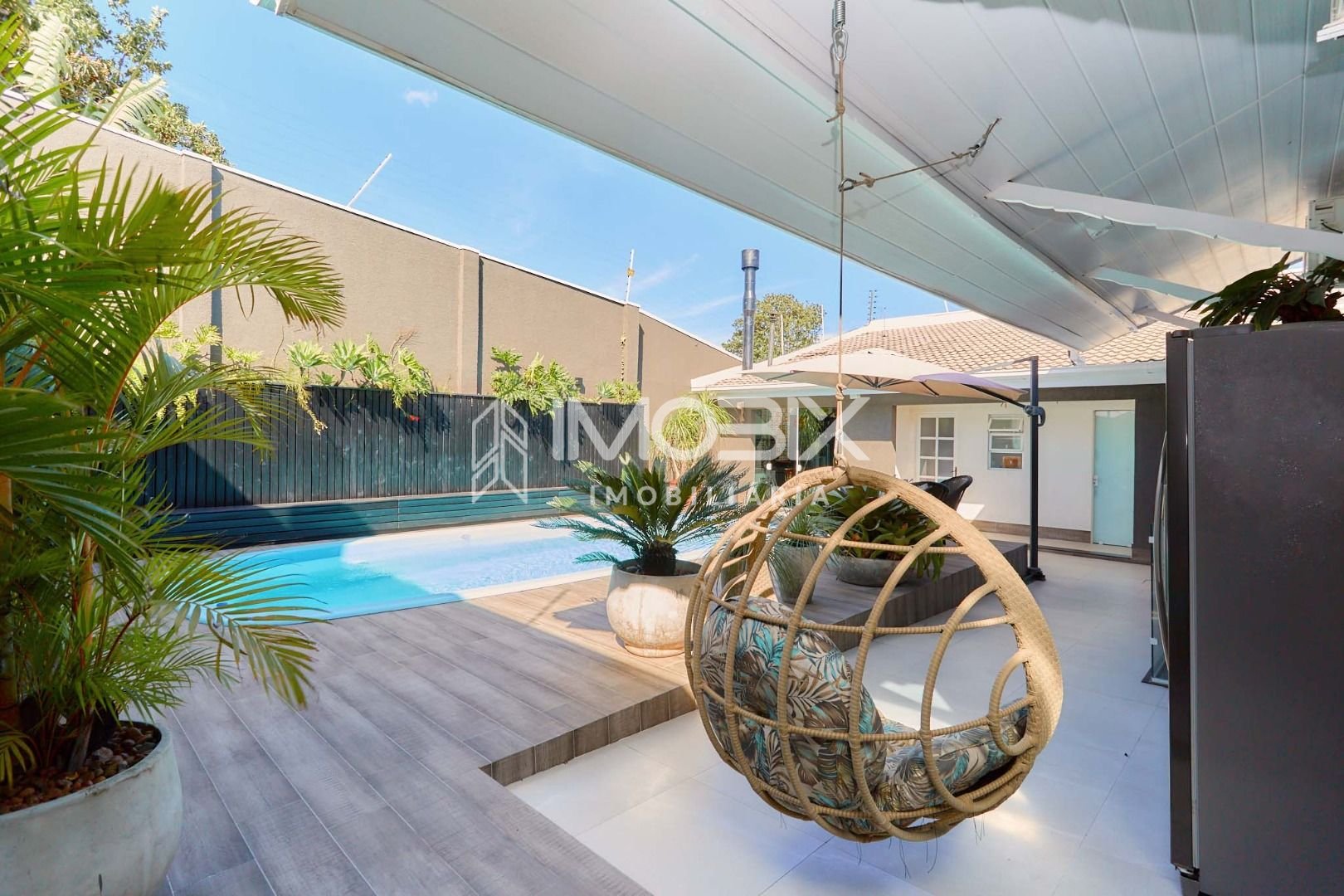 Casa com 5 quartos à venda, 480 m2 por R  2.899.000 - Boqueirã...