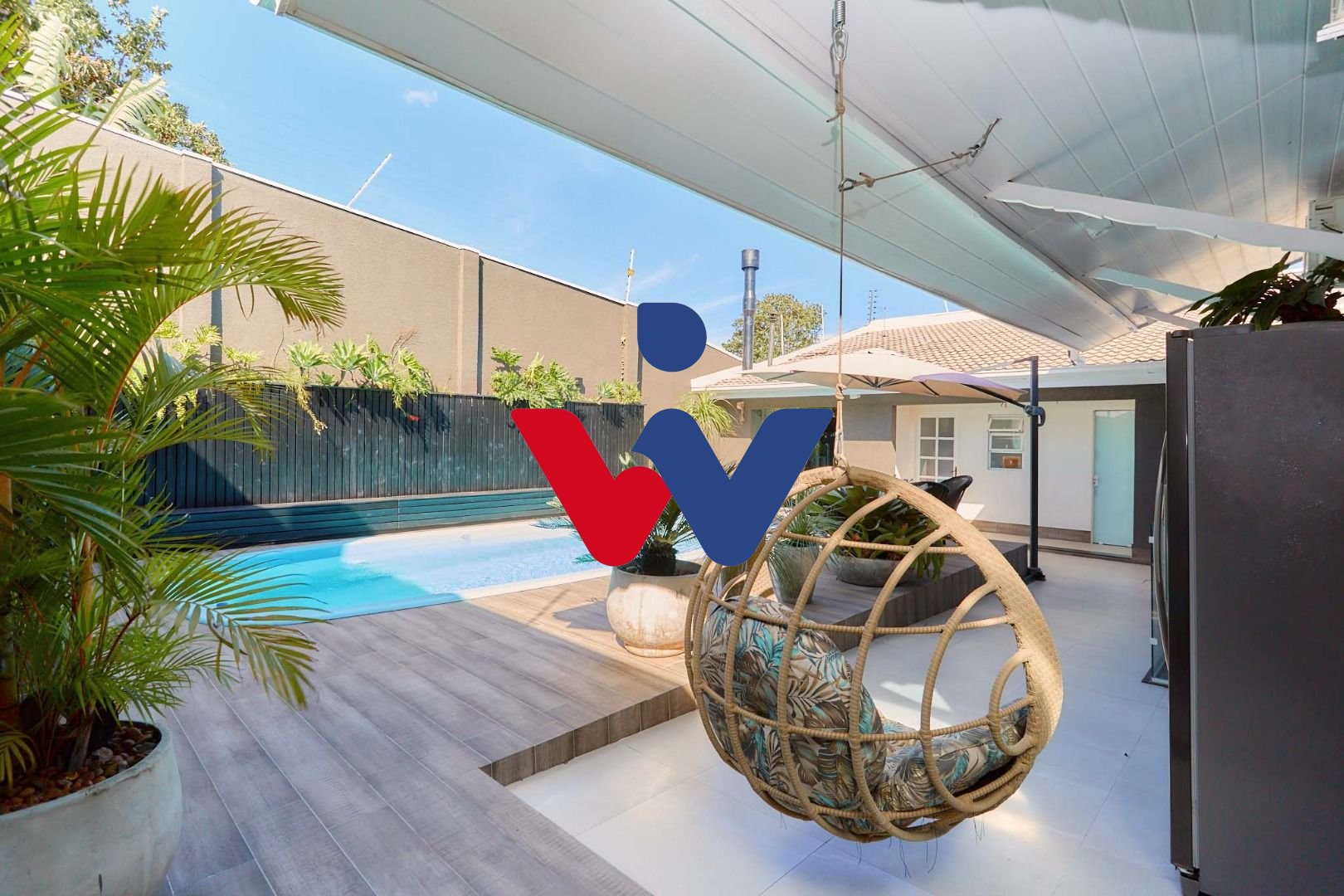 Casa com 5 quartos à venda, 480 m2 por R  2.899.000 - Boqueirã...