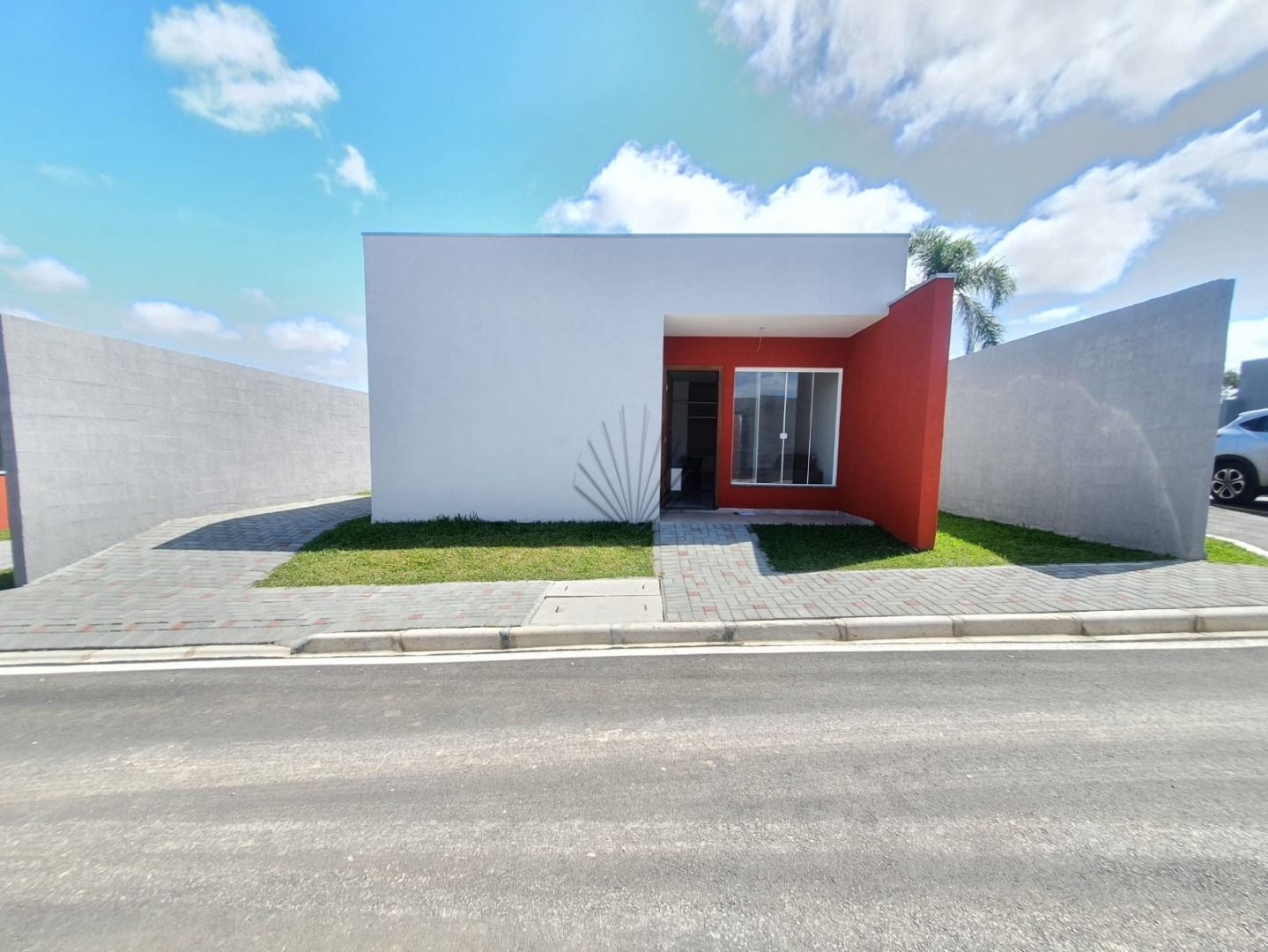 Casa com 3 quartos ? venda, 59 m  por R  270.000 - Embu - Colo...