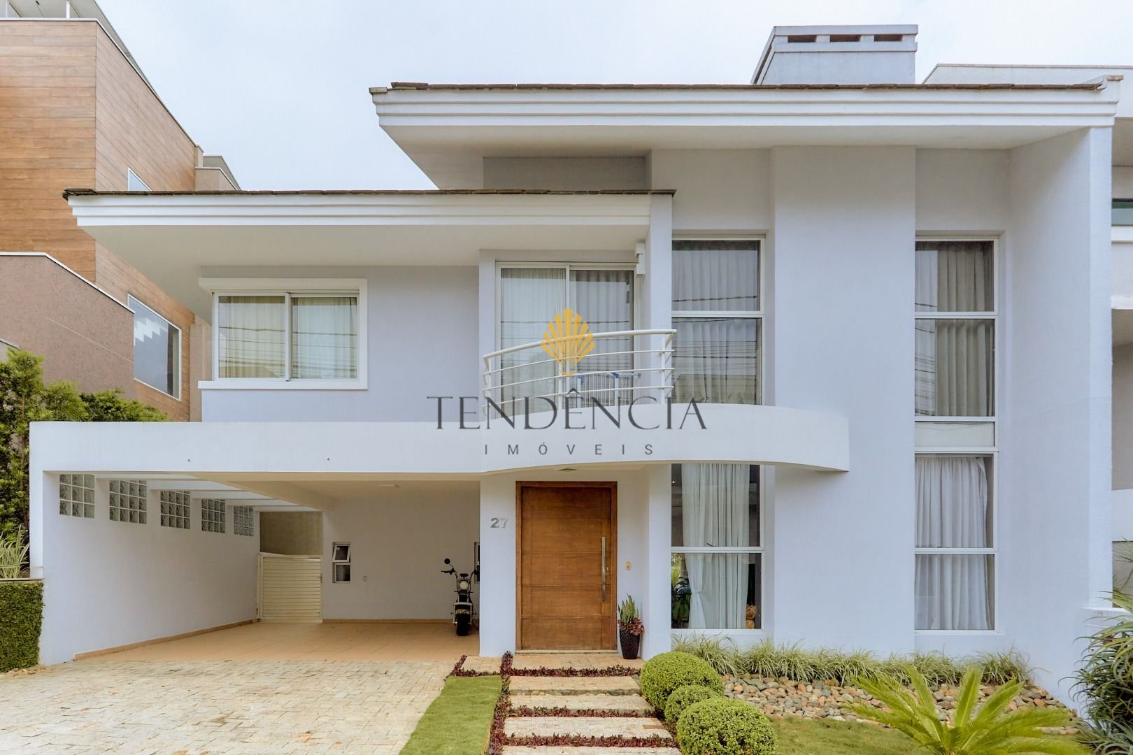 Casa com 3 quartos ? venda, 253 m2 por R  2.400.000 - Campo Co...