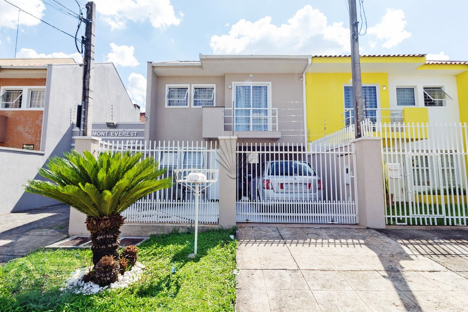 Sobrado MOBILIADO com 3 dormitórios à venda, 137m2, BOQUEIRÃO,...