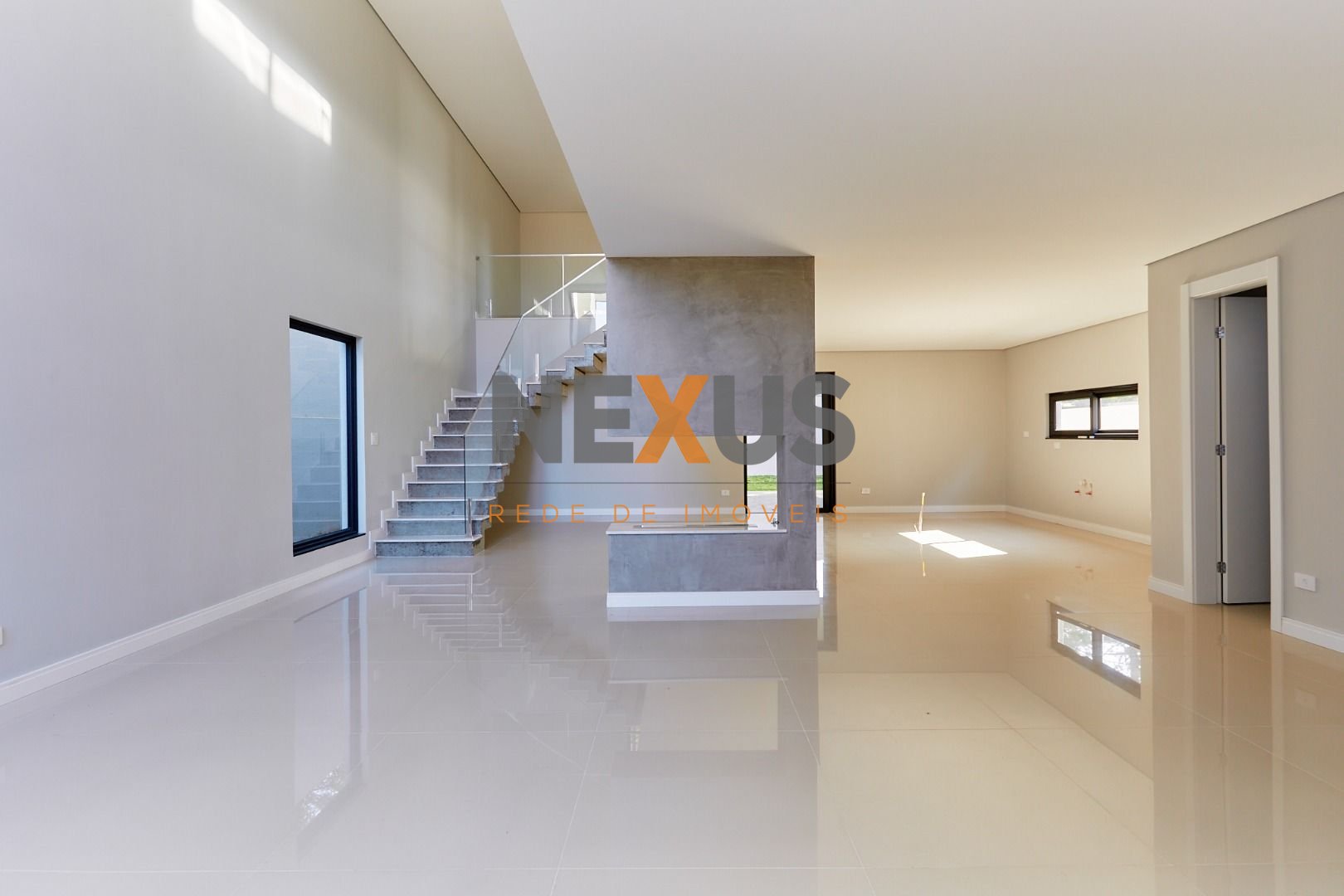 Casa com 3 quartos à venda, 360 m2, CAMPO LARGO - PR
