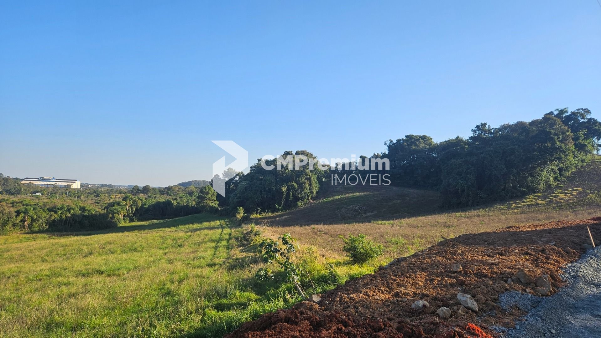 Terreno à venda, 73306 m  por R  13.700.000,00 - Estação - Ara...