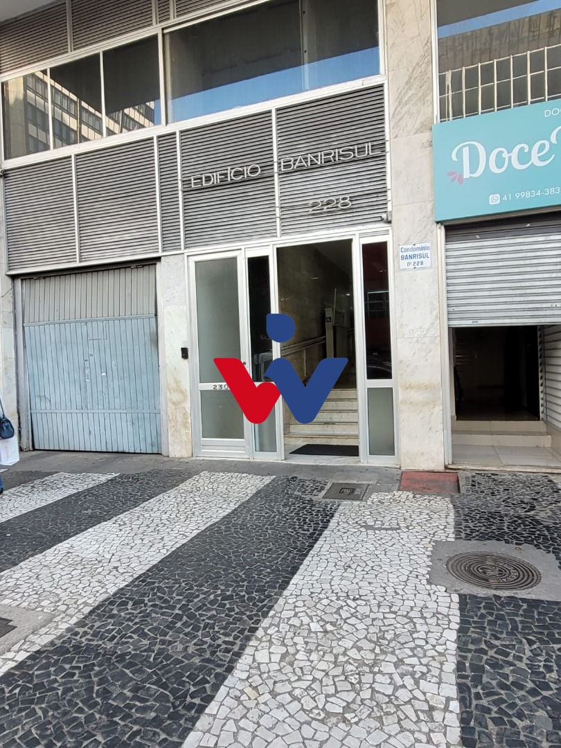 Sala em prédio central, seguro para trabalhar.