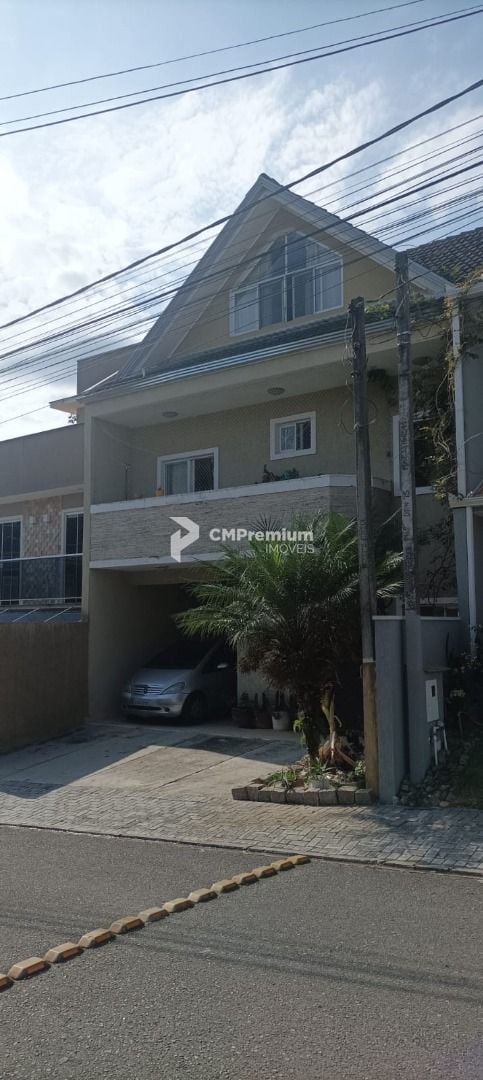 Sobrado com 4 dormitórios à venda, 169 m  por R  790.000,00 - ...