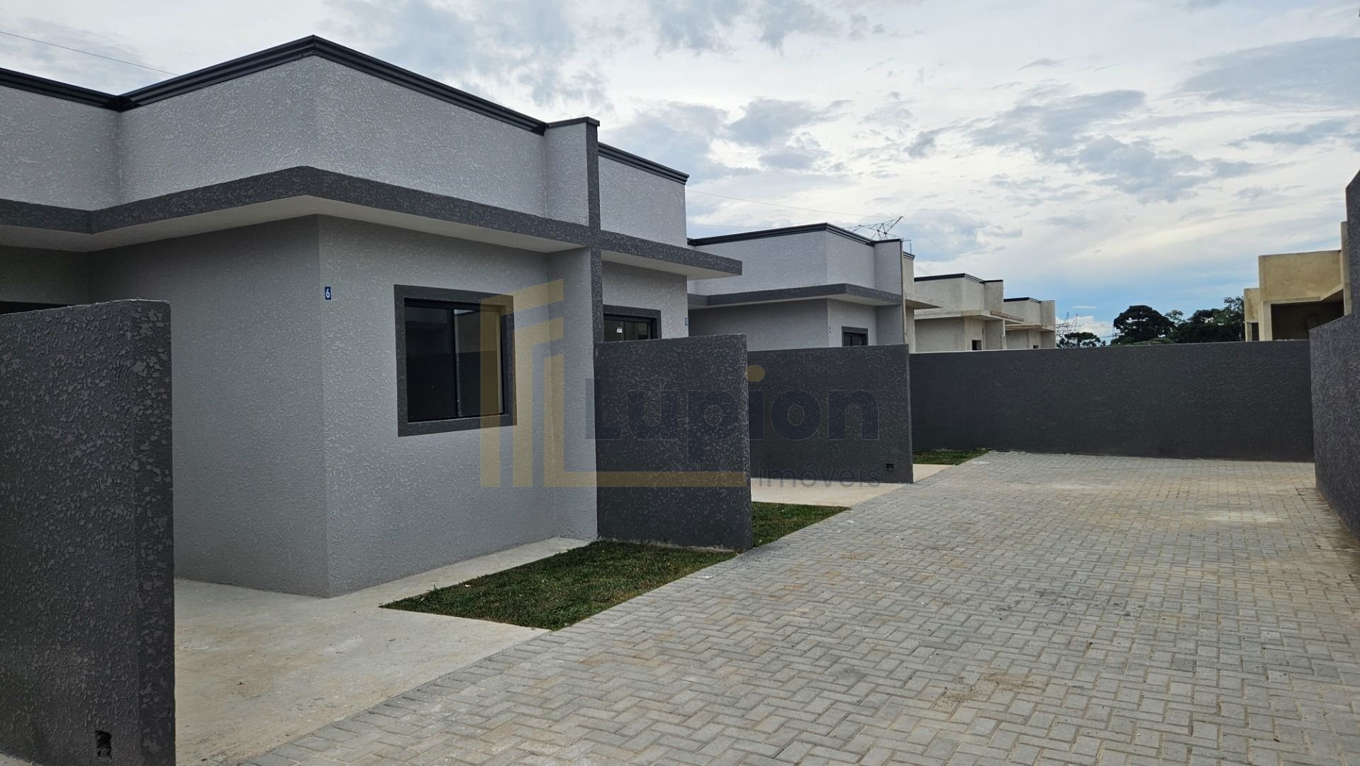 Casa com 2 dormitórios à venda, 42 m  por R  350.000,00 - Camp...