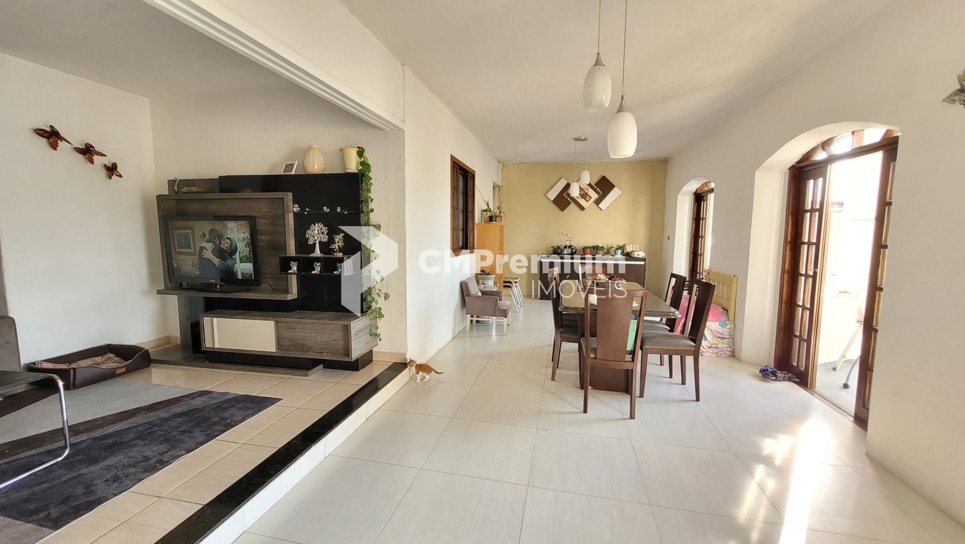 Casa com 4 dormitórios à venda,295.00 m , portão, CURITIBA - PR