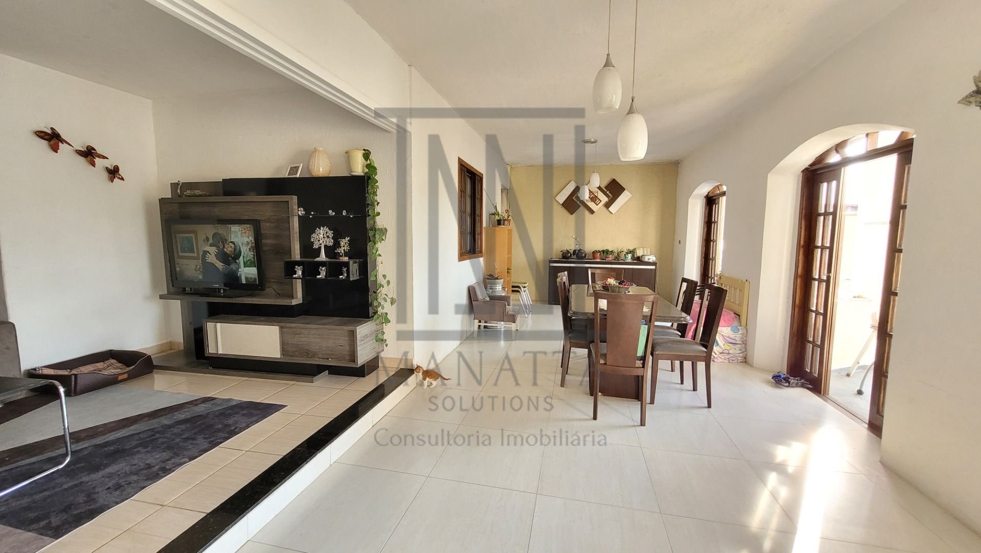 Casa com 4 dormitórios à venda,295.00 m , portão, CURITIBA - PR