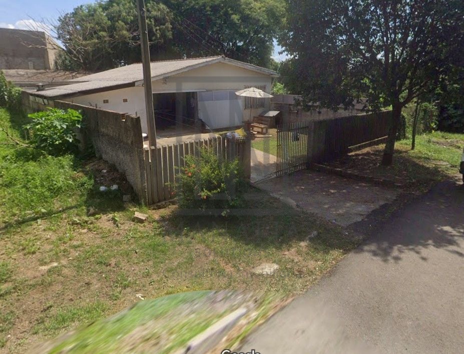 Terreno 770 m  no Capão Raso em final de rua por R  535.000,00...