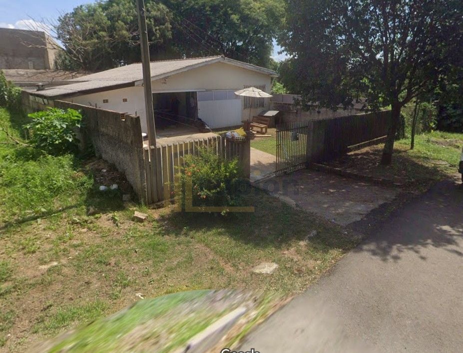 Terreno 770 m  no Capão Raso em final de rua por R  535.000,00...