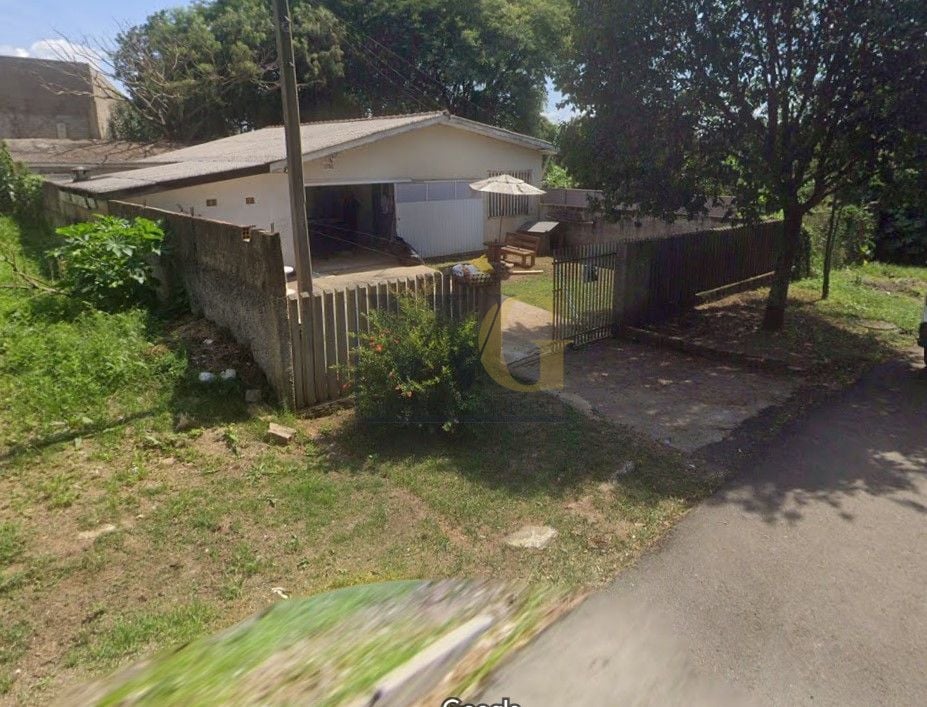 Terreno 770 m  no Capão Raso em final de rua por R  535.000,00...