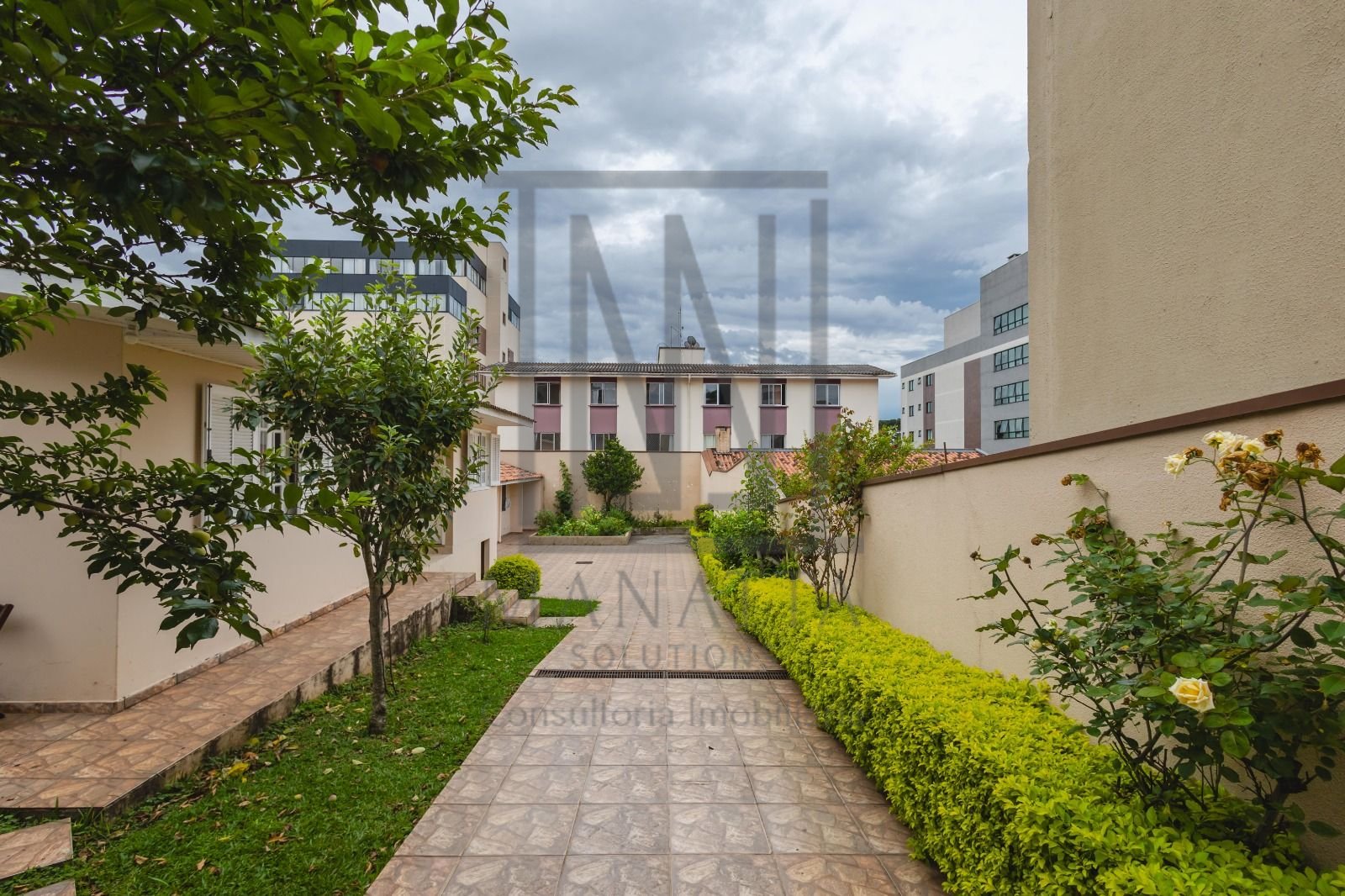 Casa com 3 dormitórios à venda, 300 m  por R  1.200.000,00 - G...