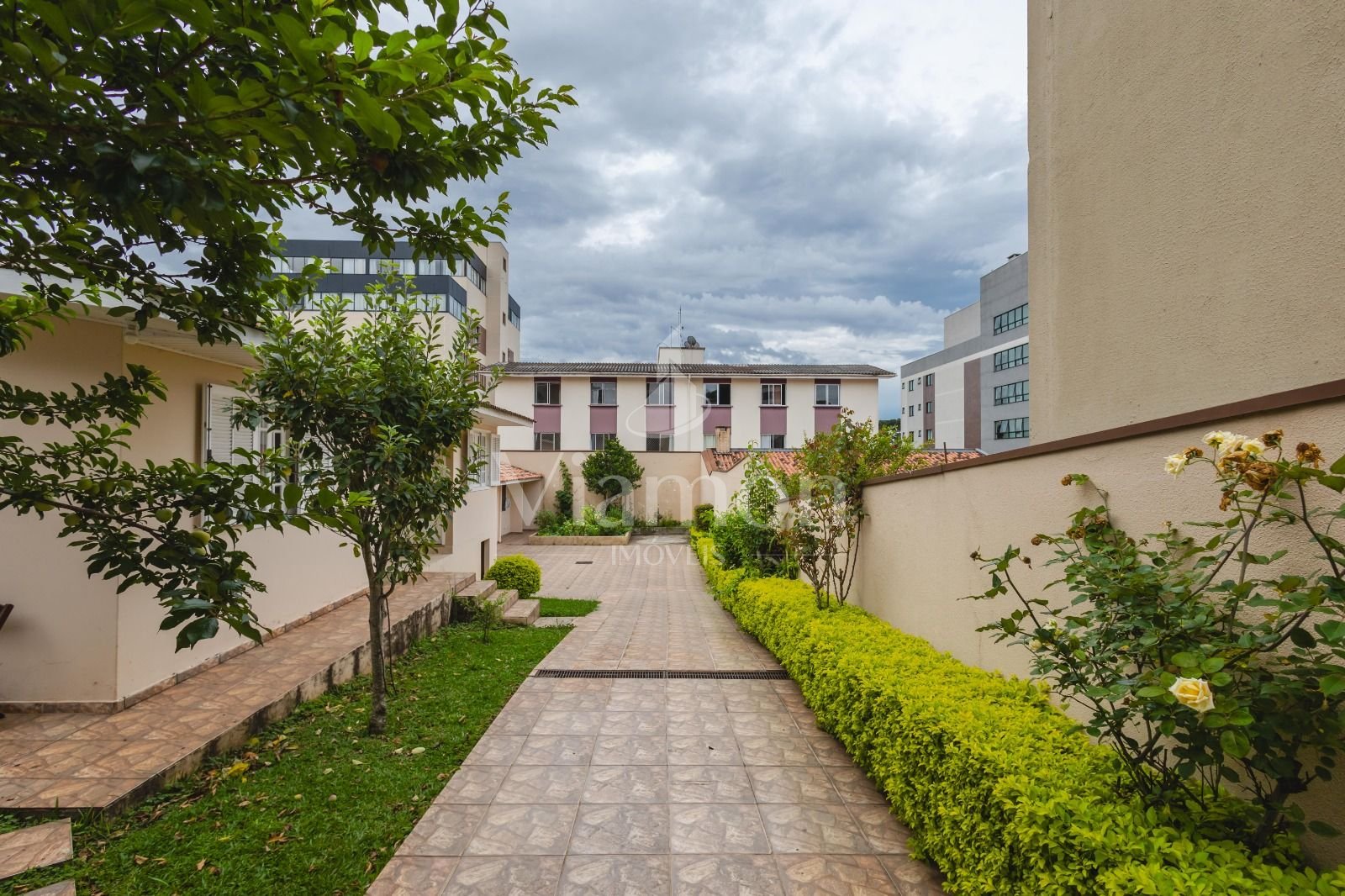 Casa com 3 dormitórios à venda, 300 m  por R  1.200.000,00 - G...