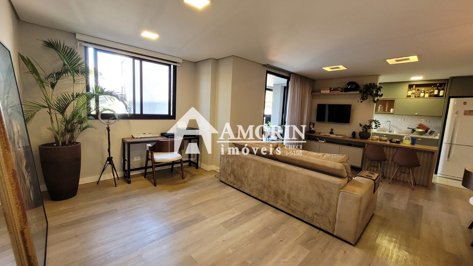 Apartamento com 2 dormitórios à venda, 72 m  por R  663.000,00...