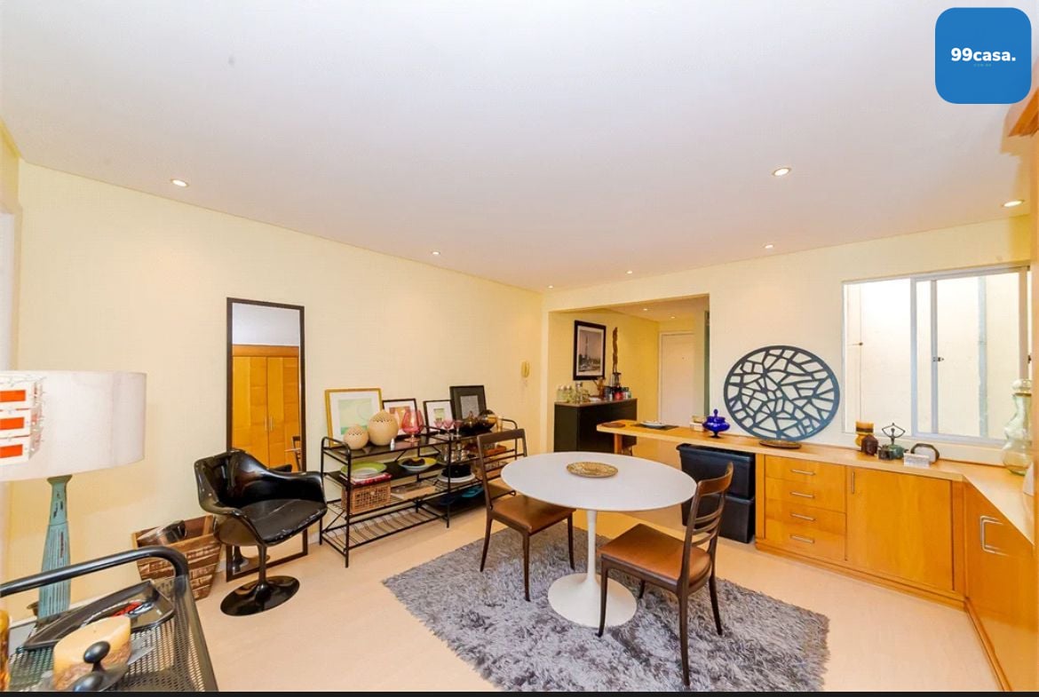 Viva no Centro de Curitiba, Apartamento Mobiliado e Pronto par...