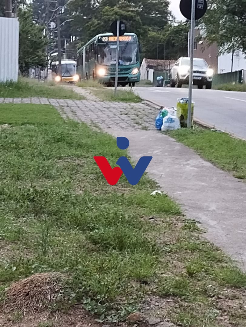 Terreno à venda, 354 m  por R  1.300.000,00 - Portão - Curitib...