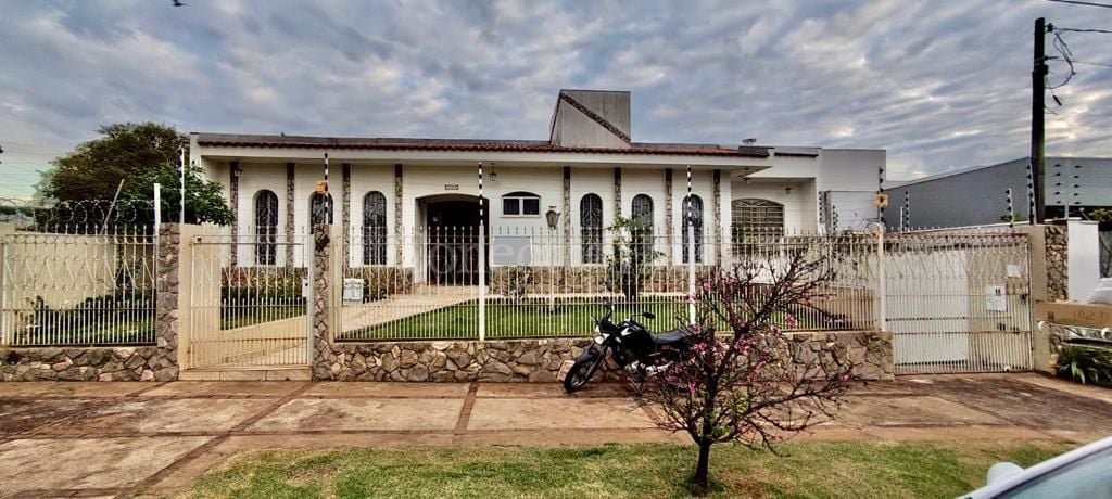 Casa com 4 dormitórios à venda, 440 m  por R  1.500.000,00 - Z...