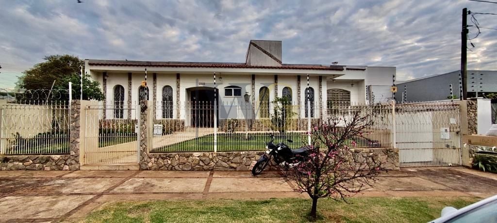 Casa com 4 dormitórios à venda, 440 m  por R  1.500.000,00 - Z...