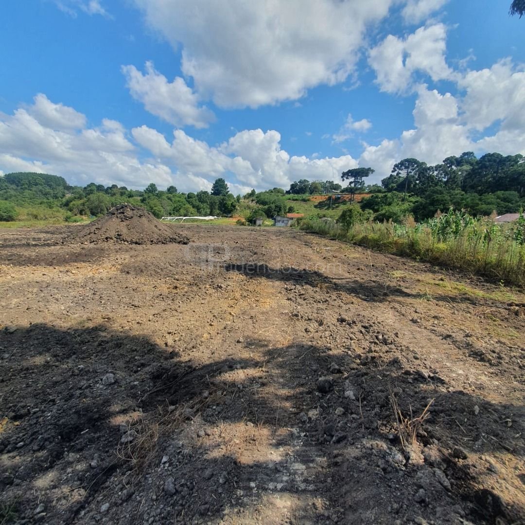 Chácara em Fazenda Rio Grande PR  7.900 m  com rio, rancho e á...