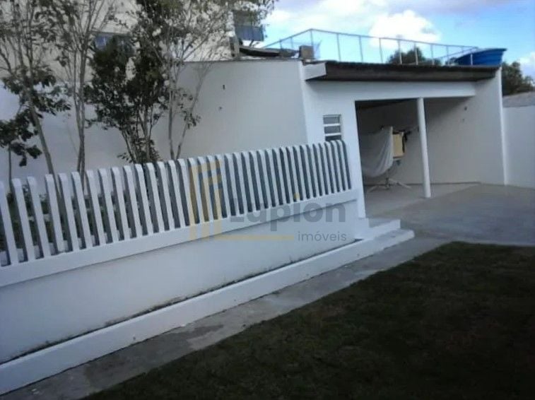 Casa com 4 dormitórios à venda, 212 m  por R  480.000,00 - Jar...