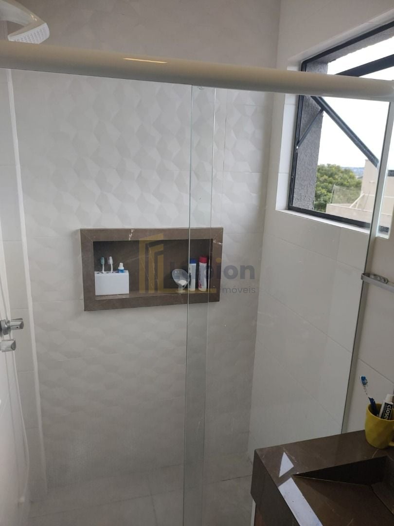 Apartamento com 2 dormitórios à venda, 55 m  por R  296.000,00...