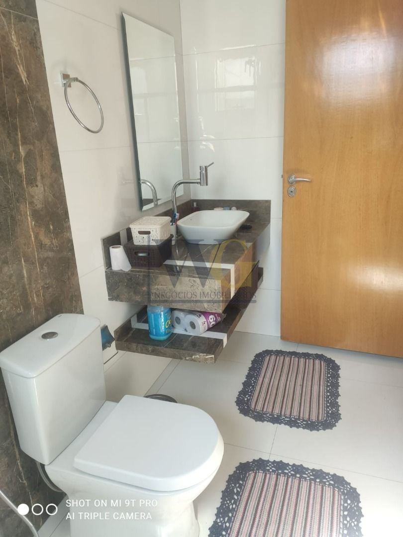 Casa com 3 dormitórios à venda, 202 m² por R$ 1.290.000,00 - J...