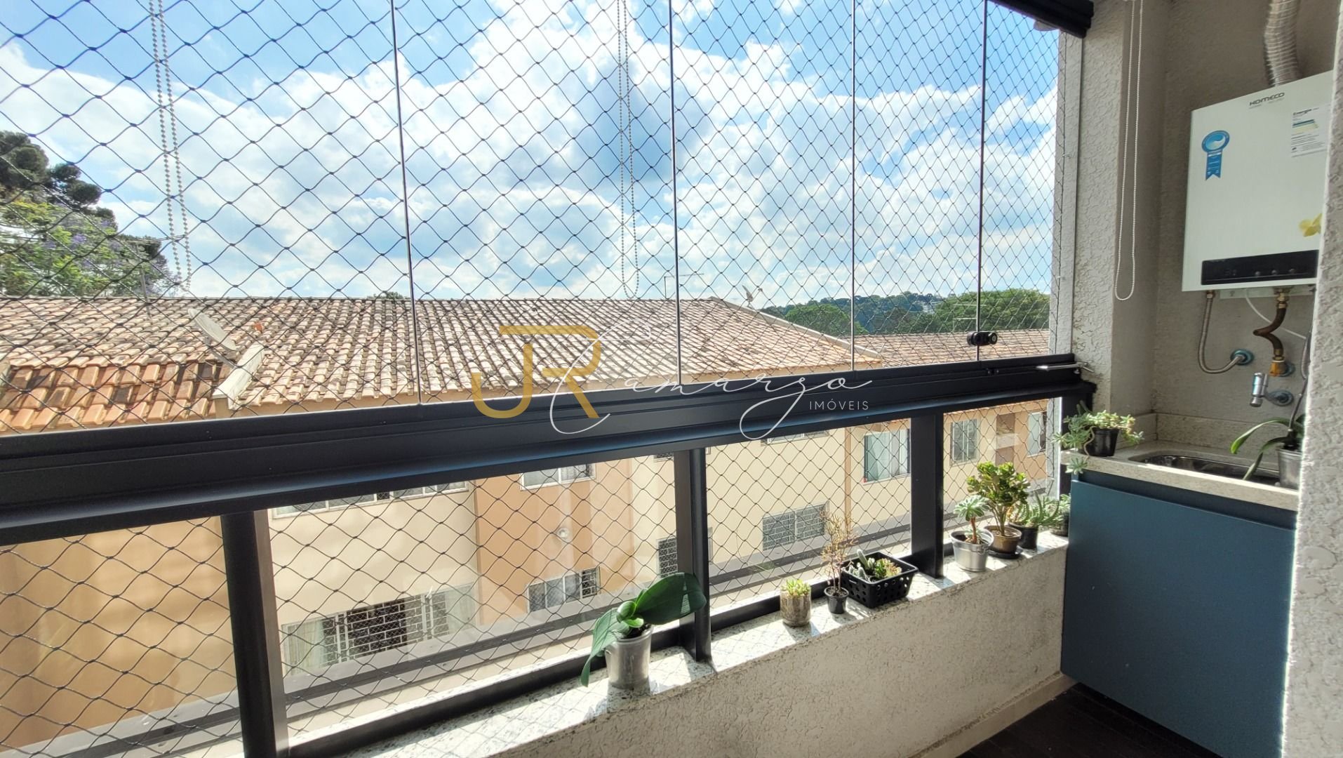 Apartamento de 3 dormitórios à venda,63.75 m , Portão, CURITIB...