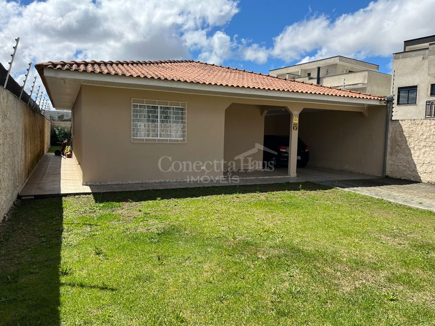 Casa com 3 dormitórios à venda, 80 m  por R  650.000,00 - Uber...