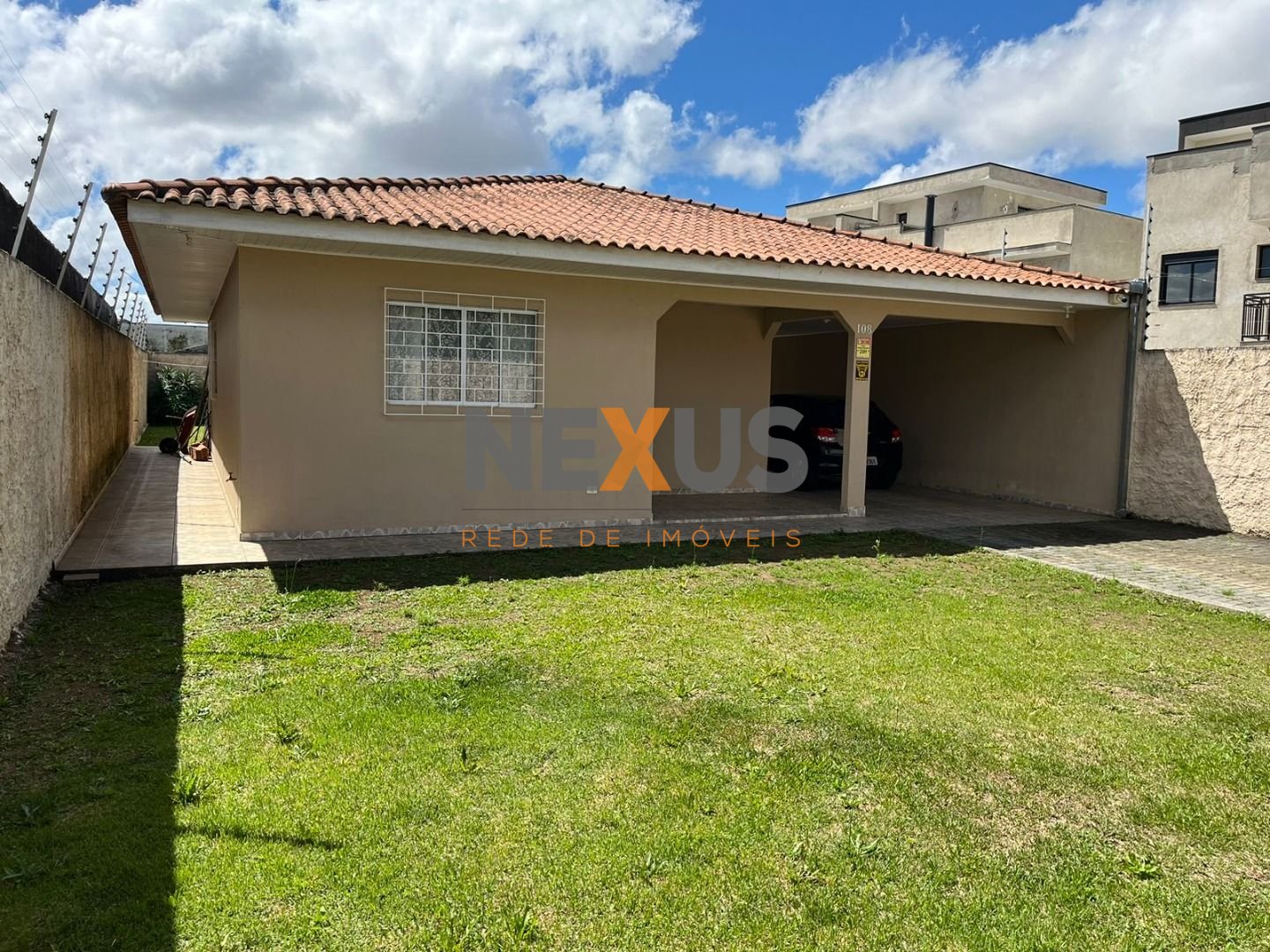Casa com 3 dormitórios à venda, 80 m  por R  650.000,00 - Uber...