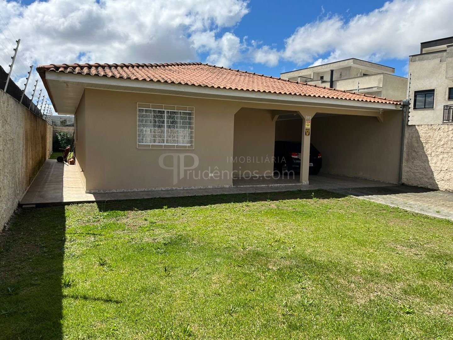 Casa com 3 dormitórios à venda, 80 m  por R  650.000,00 - Uber...