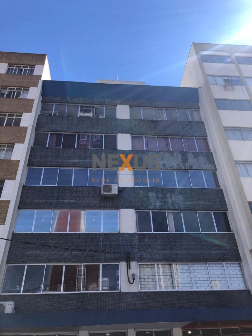 Sala à venda, 22 m  por R  99.000,00 - Centro - Curitiba PR