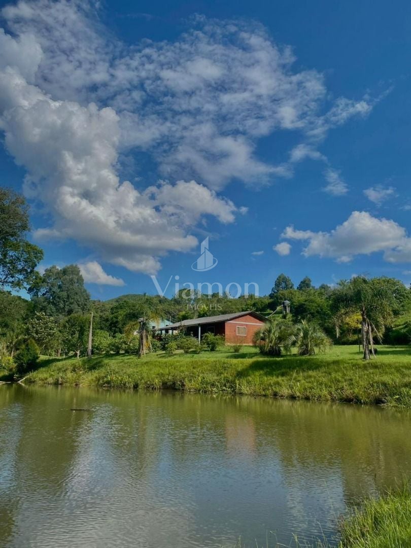 Chácara com 2 dormitórios à venda, 168 m  por R  1.200.000,00 ...