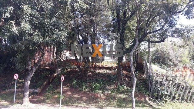 Terreno à venda, 800 m  por R  1.000.000,00 - Mercês - Curitib...