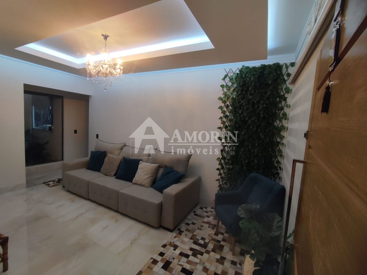 Casa com 3 dormitórios à venda, 170 m² por R$ 1.200.000,00 - J...