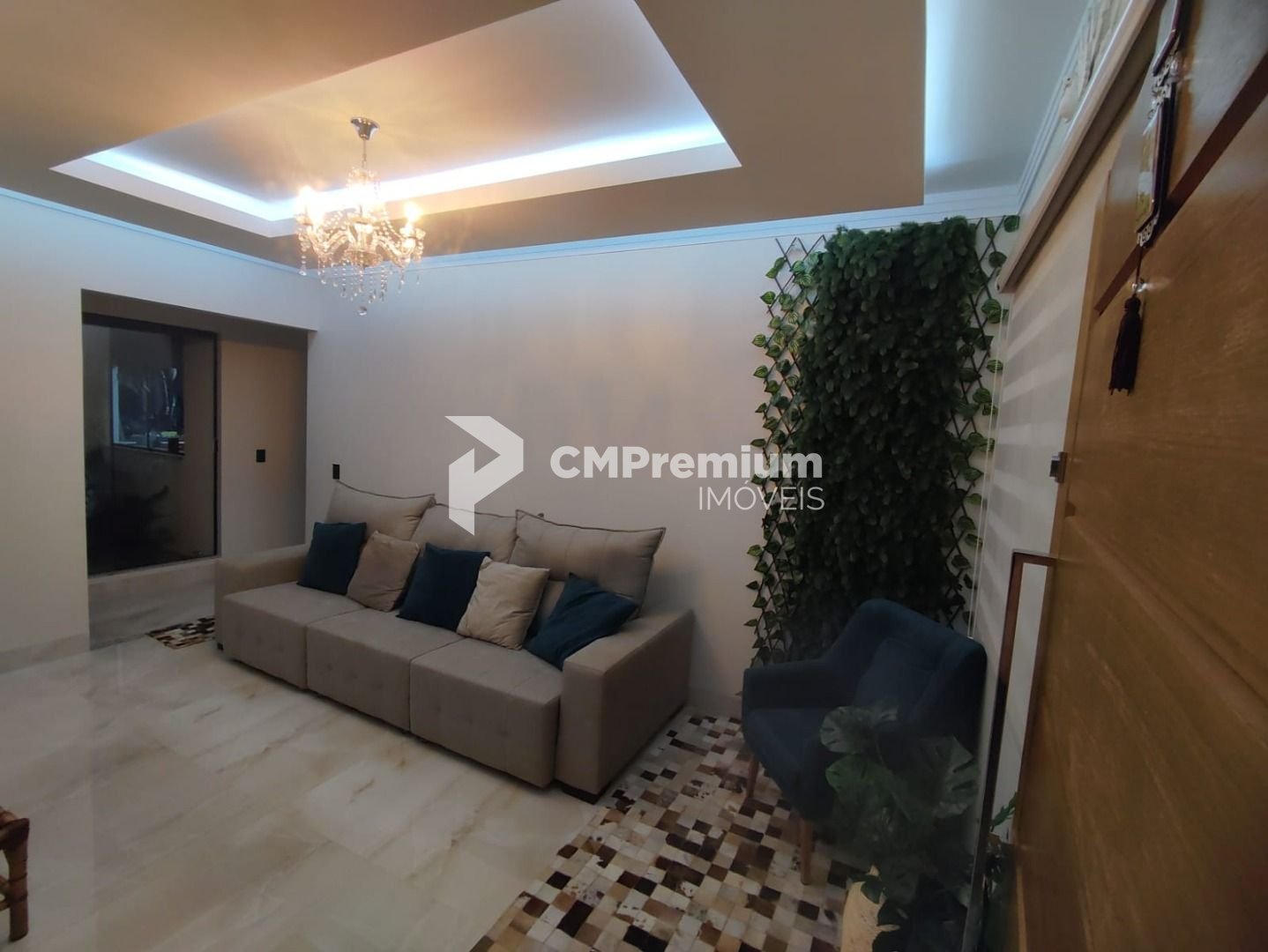 Casa com 3 dormitórios à venda, 170 m² por R$ 1.200.000,00 - J...