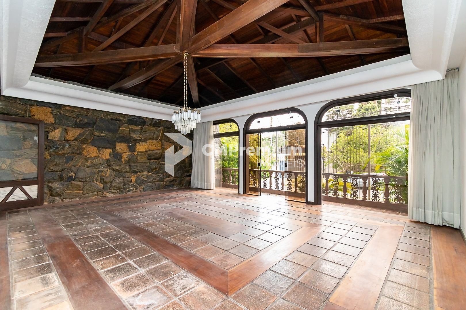 Casa com 5 dormitórios à venda, 1200 m  por R  2.590.000,00 - ...