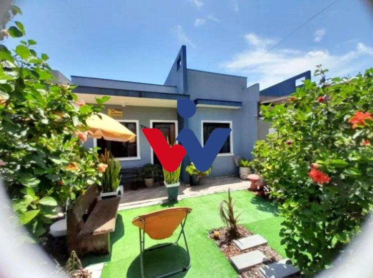 Casa com 2 dormitórios à venda, 70 m  por R  349.000,00 - Prim...