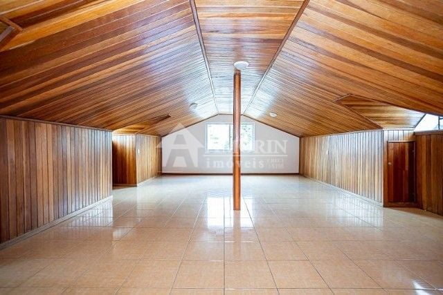 Sobrado com 3 dormitórios à venda, 268 m  por R  1.080.000,00 ...