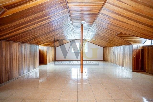 Sobrado com 3 dormitórios à venda, 268 m  por R  1.080.000,00 ...