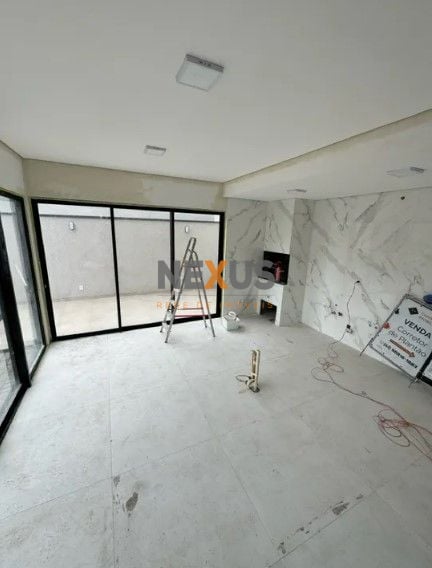 Sobrado com 3 dormitórios à venda, 143 m  por R  749.000,00 - ...