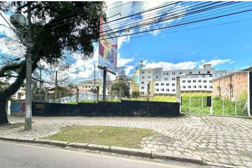 Terreno à venda, 880 m  por R  2.950.000,00 - Portão - Curitib...