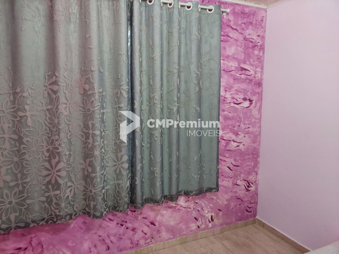 Casa com 2 dormitórios à venda, 236 m  por R  600.000 - Vila B...