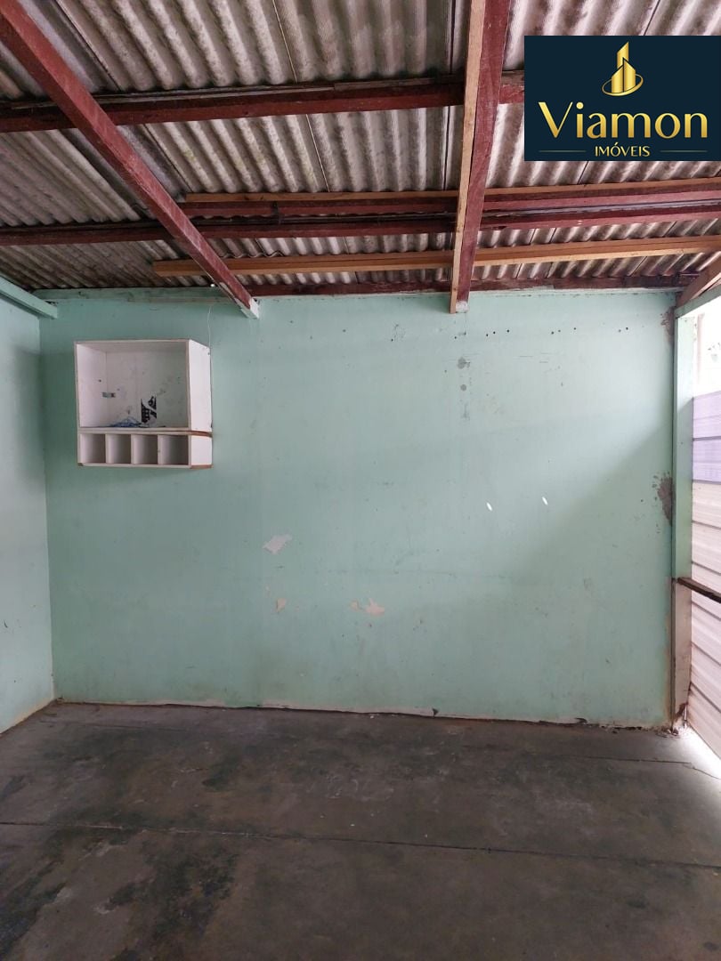 Confira essa oportunidade  casa com terreno plano no Pinheirinho.