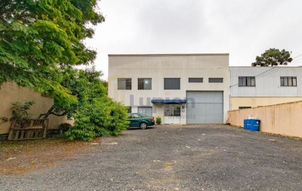 Barracão 550m  no Boqueirão  Espaço Amplo e Estrutura Completa...