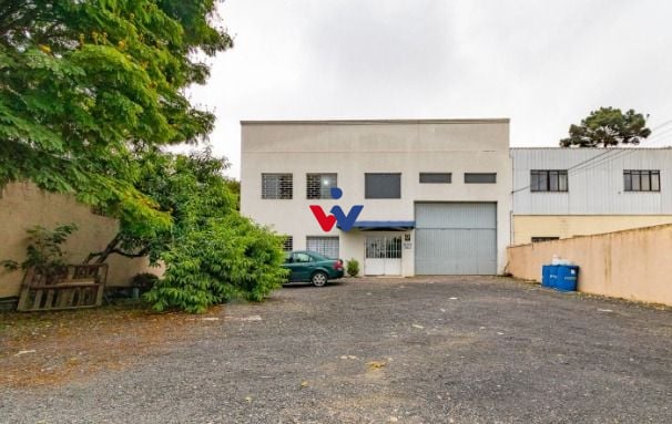 Barracão à venda, 550 m  por R  2.100.000,00 - Boqueirão - Cur...