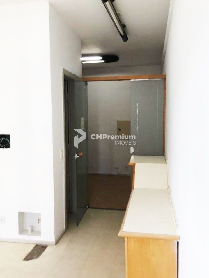Sala à venda, 31 m  por R  260.000,00 - Batel - Curitiba PR