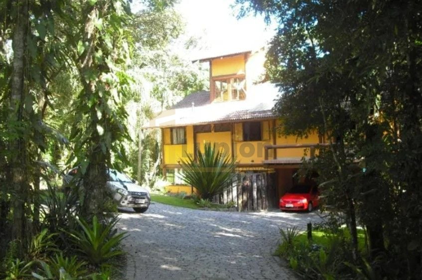 Casa com 4 dormitórios à venda, 260 m  por R  2.180.000,00 - C...