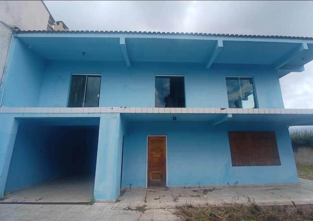 Sobrado 3 Quartos no Bairro Cachoeira  Excelente Oportunidade ...