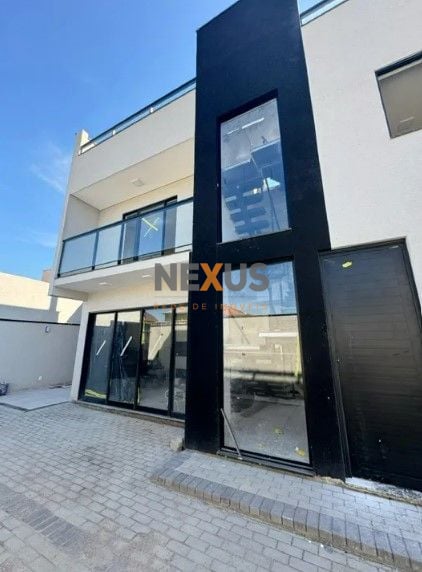 Sobrado com 3 dormitórios à venda, 143 m  por R  749.000,00 - ...